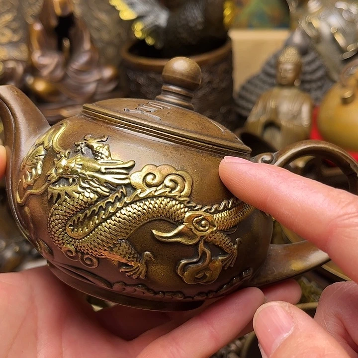 精美铜器批发档口