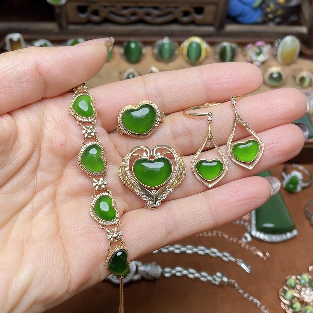 和田玉（碧玉）18K金镶嵌吊坠(不含链)套装