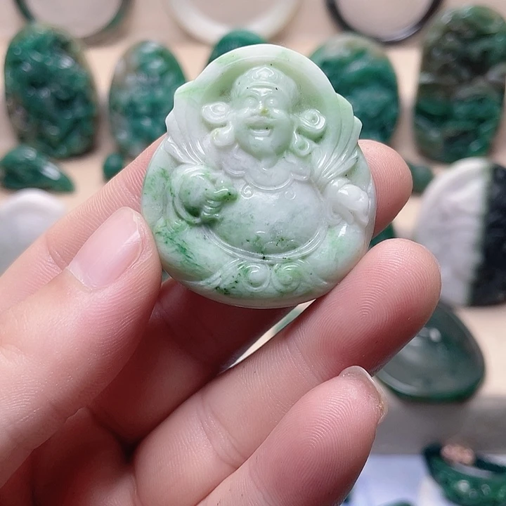 未镶嵌独山玉颈饰