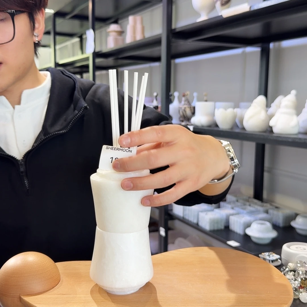 大理石183。 皇家白玉双生杯。