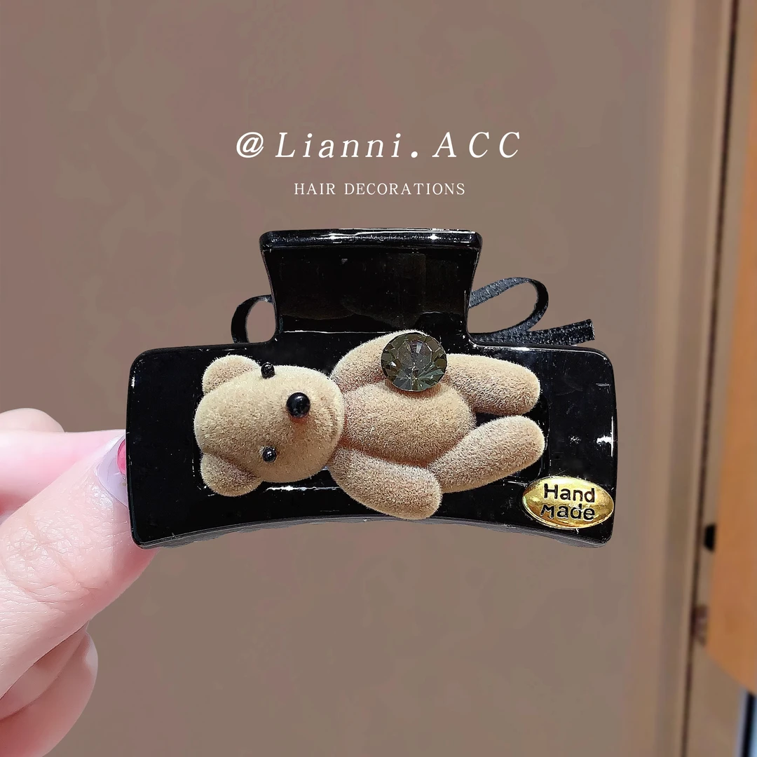 发卡新款可爱小熊抓夹女后脑勺盘发鲨鱼夹子头饰洋气感发夹子头饰