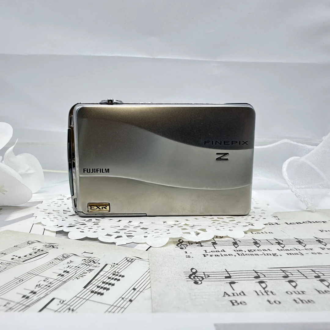 95新 Fujifilm/富士 95新Z707exr高端滑盖触摸屏冷白清冷氛围感