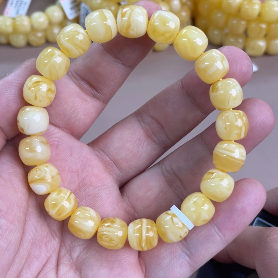 琥珀裸石未镶嵌1560000000