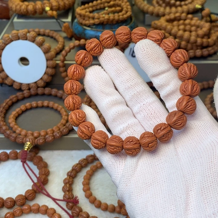 成****手串桃核秦岭龙纹