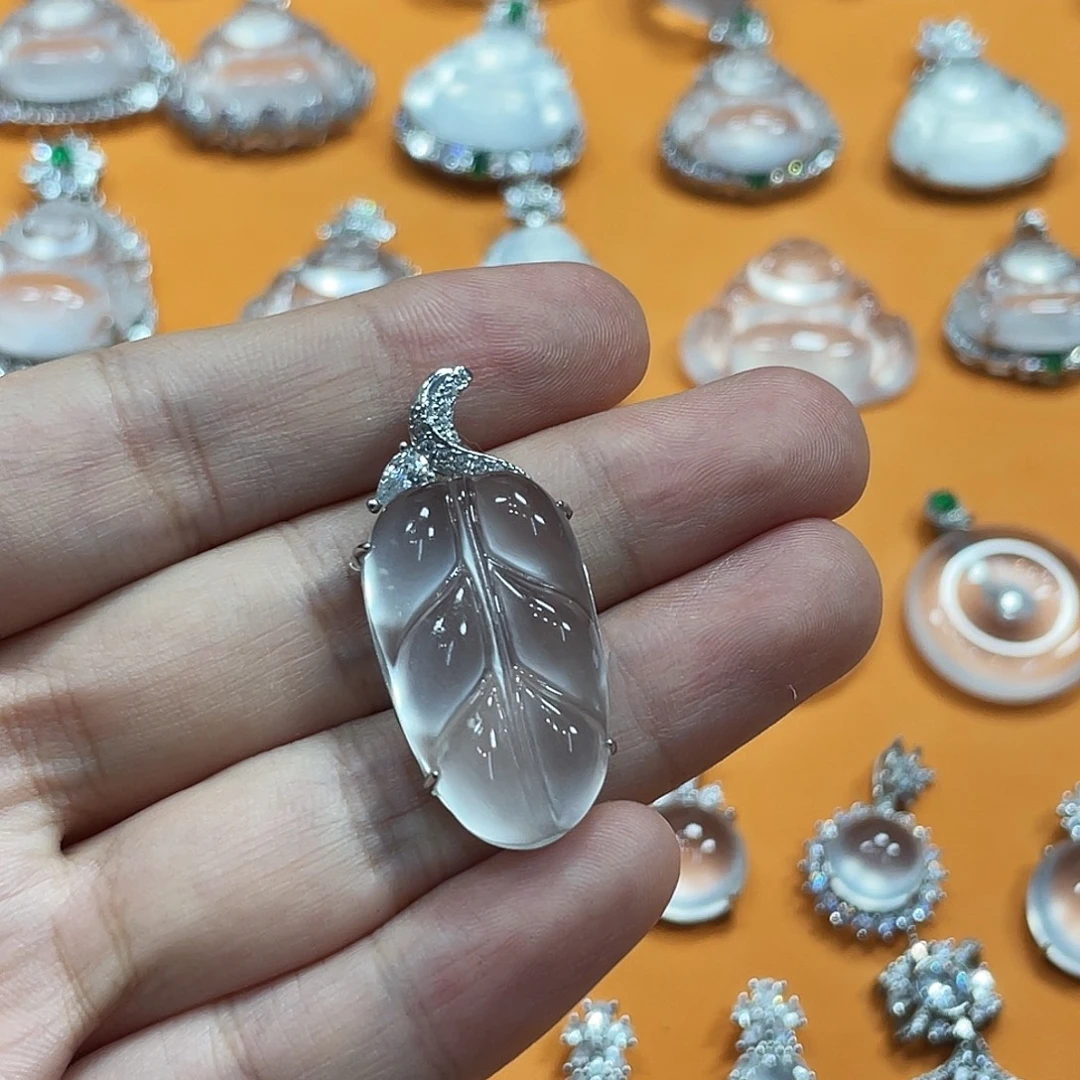 石英质玉银S925镶嵌颈饰