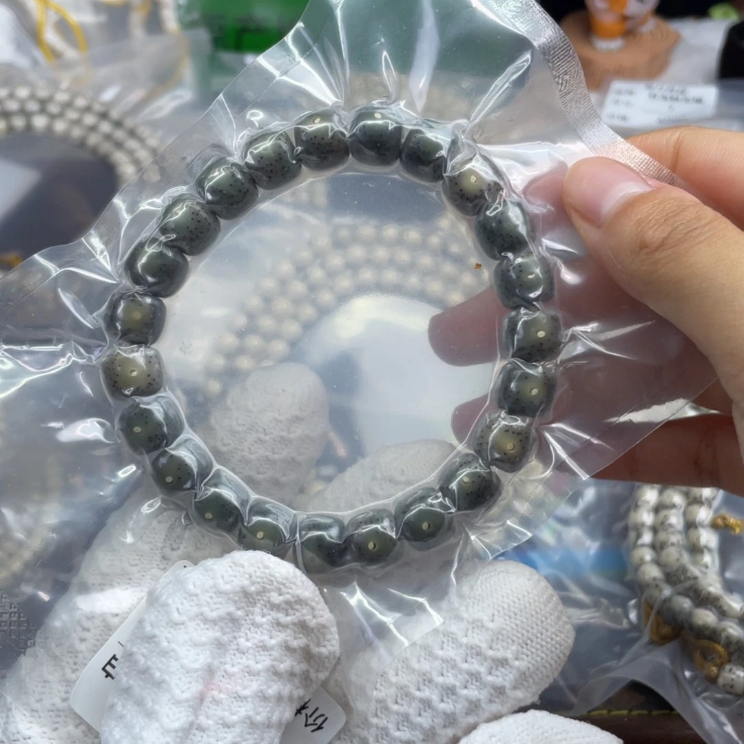 星月菩提手串绿幽灵