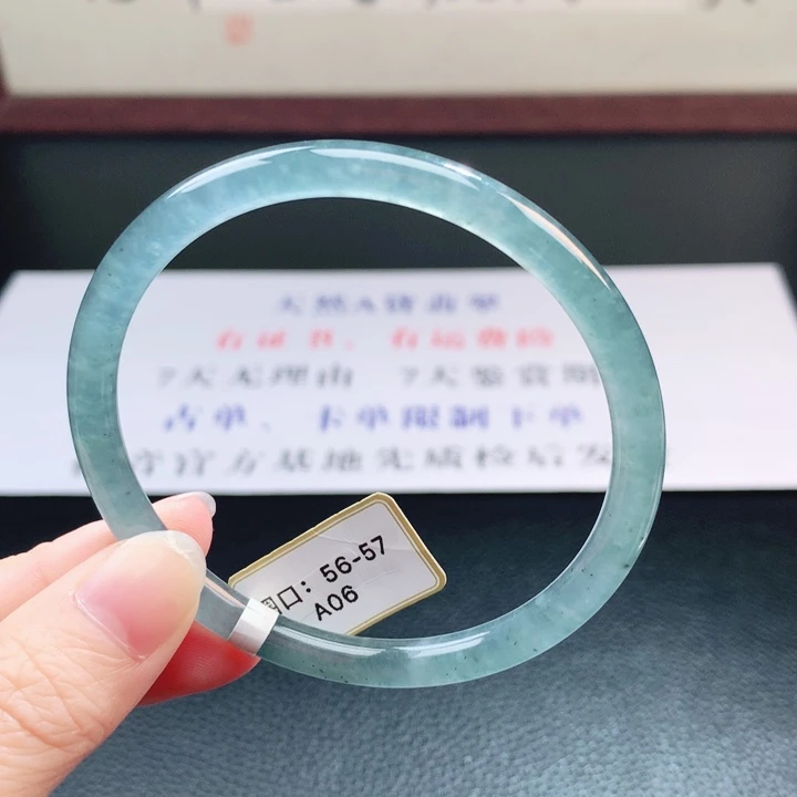 翡翠未镶嵌手镯翡翠手镯36