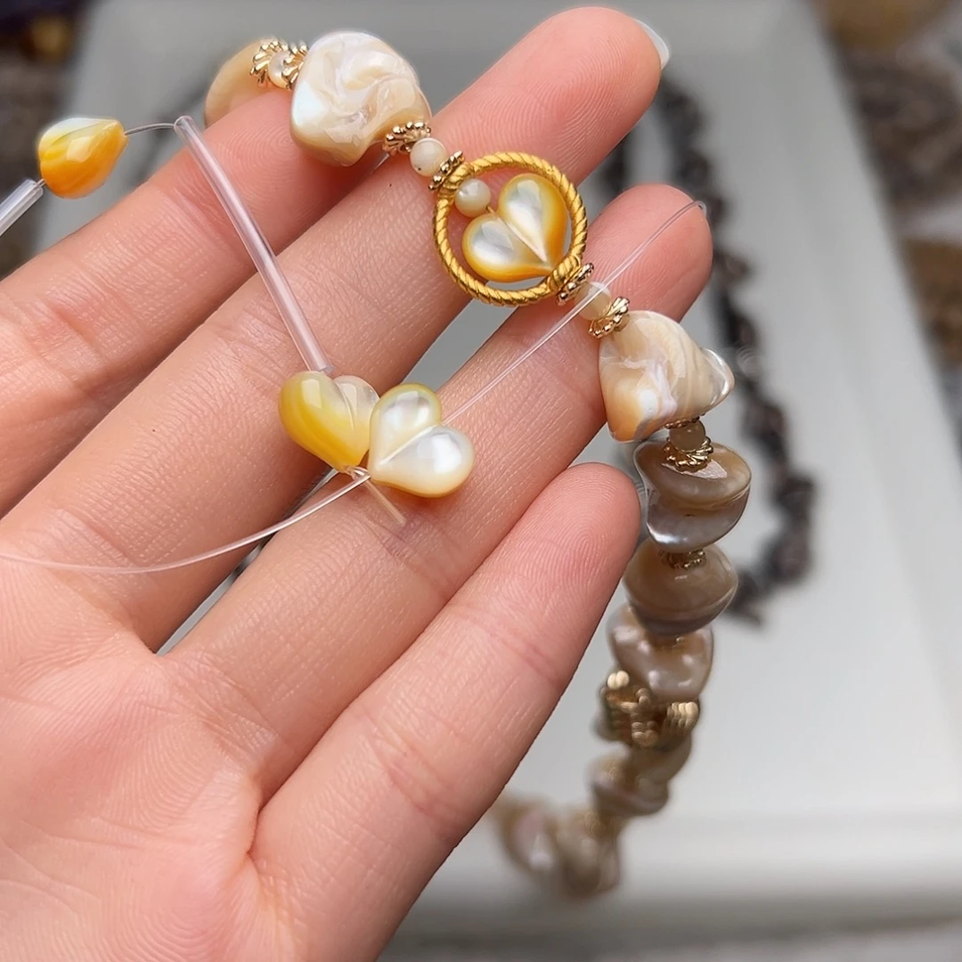 玛瑙/玉髓合金珠宝半成品Y91。金色鱼骨爱心屁桃一个