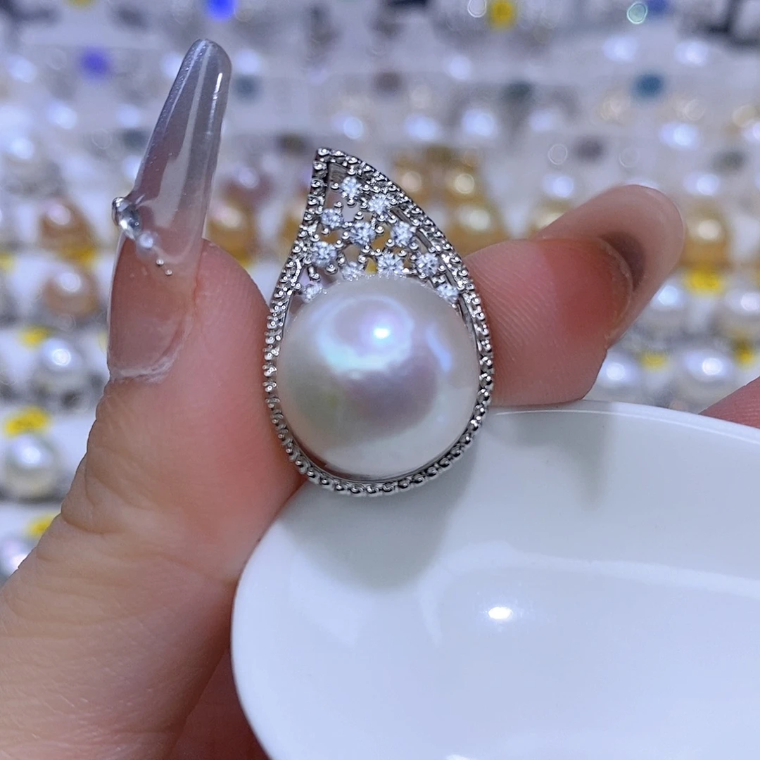 颈饰合金淡水珍珠