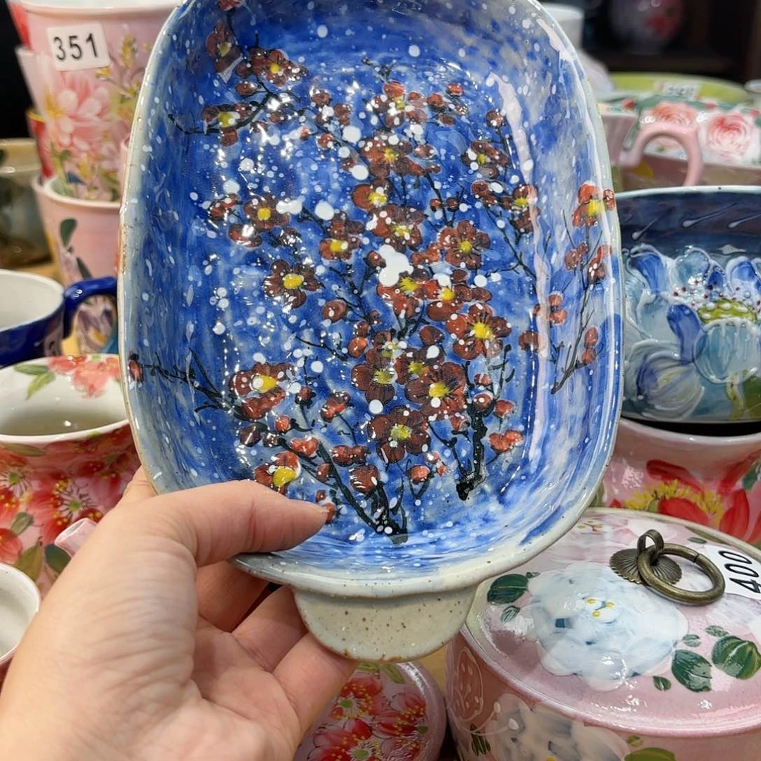 瓷片兔兔盖茨。兔兔