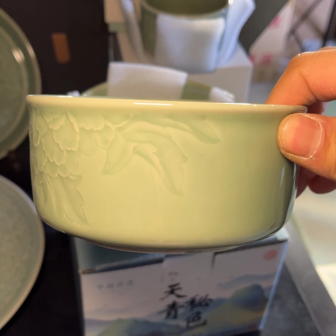 瓷微瑕中号保鲜盒特价福利