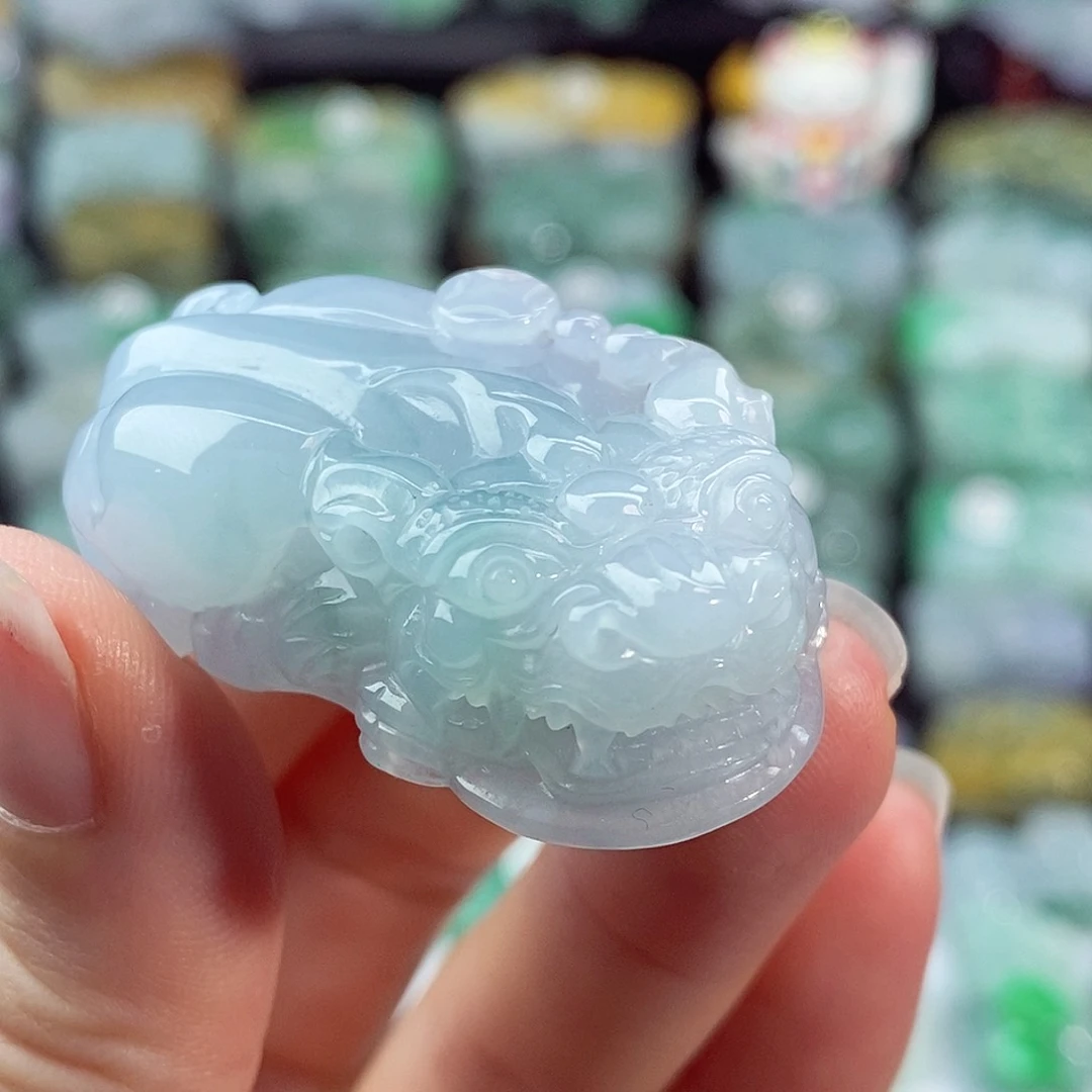 颈饰未镶嵌翡翠天然