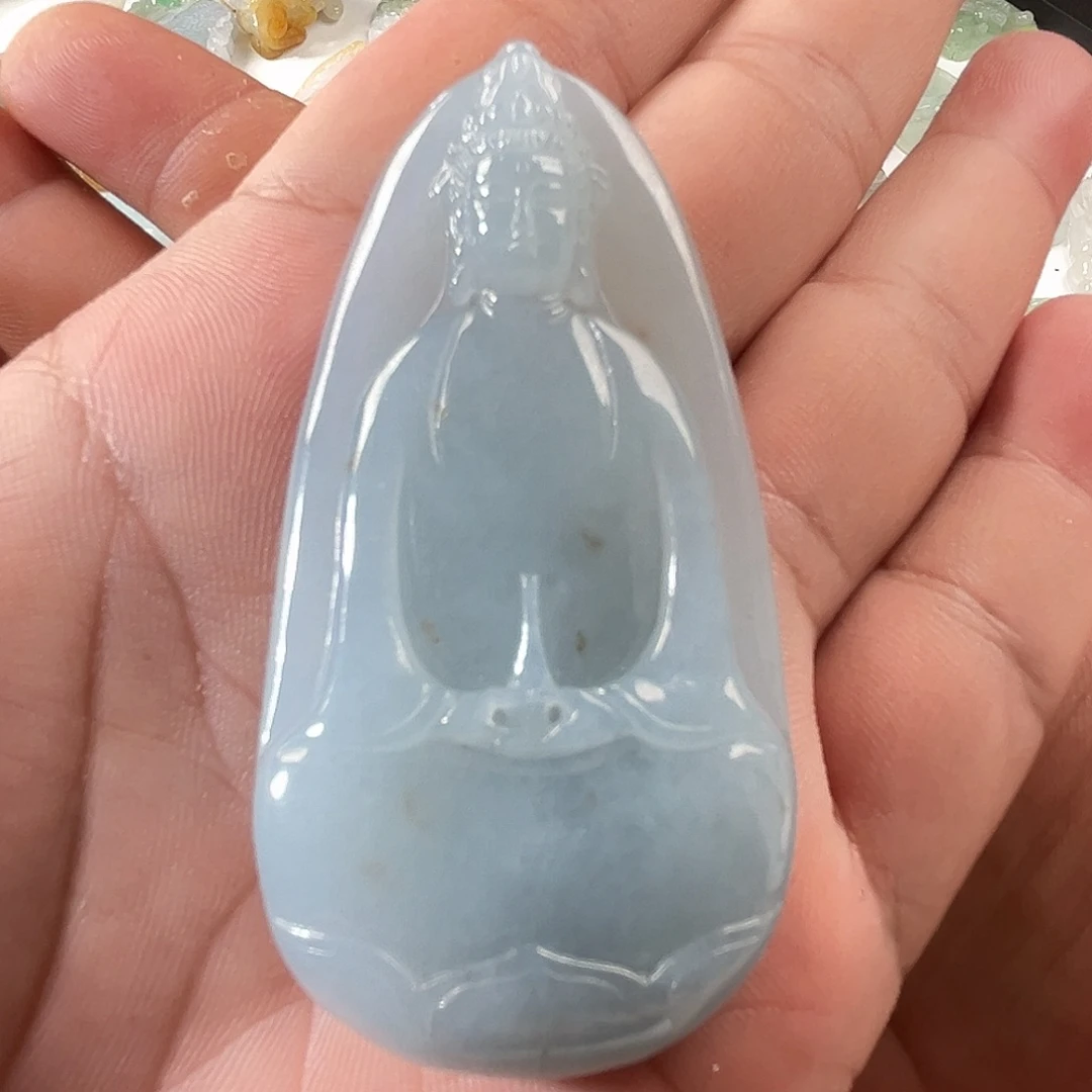 翡翠未镶嵌颈饰素衣观音