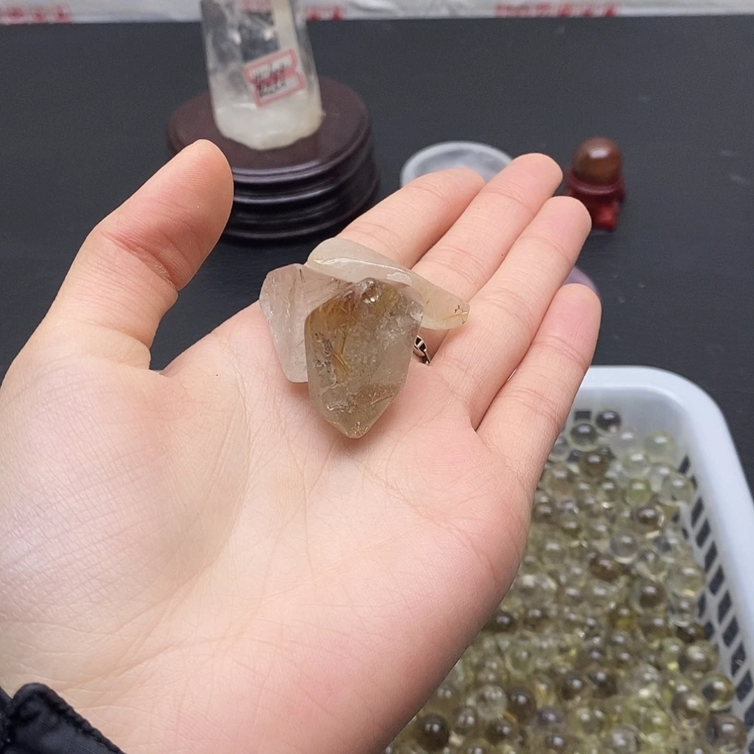 珠宝半成品水晶未镶嵌365水晶石