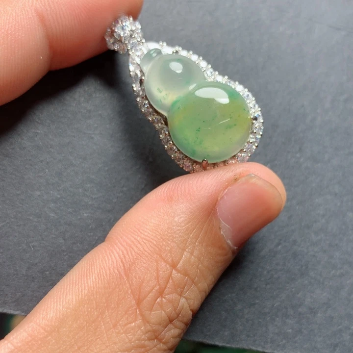 石英质玉未镶嵌吊坠(不含链)