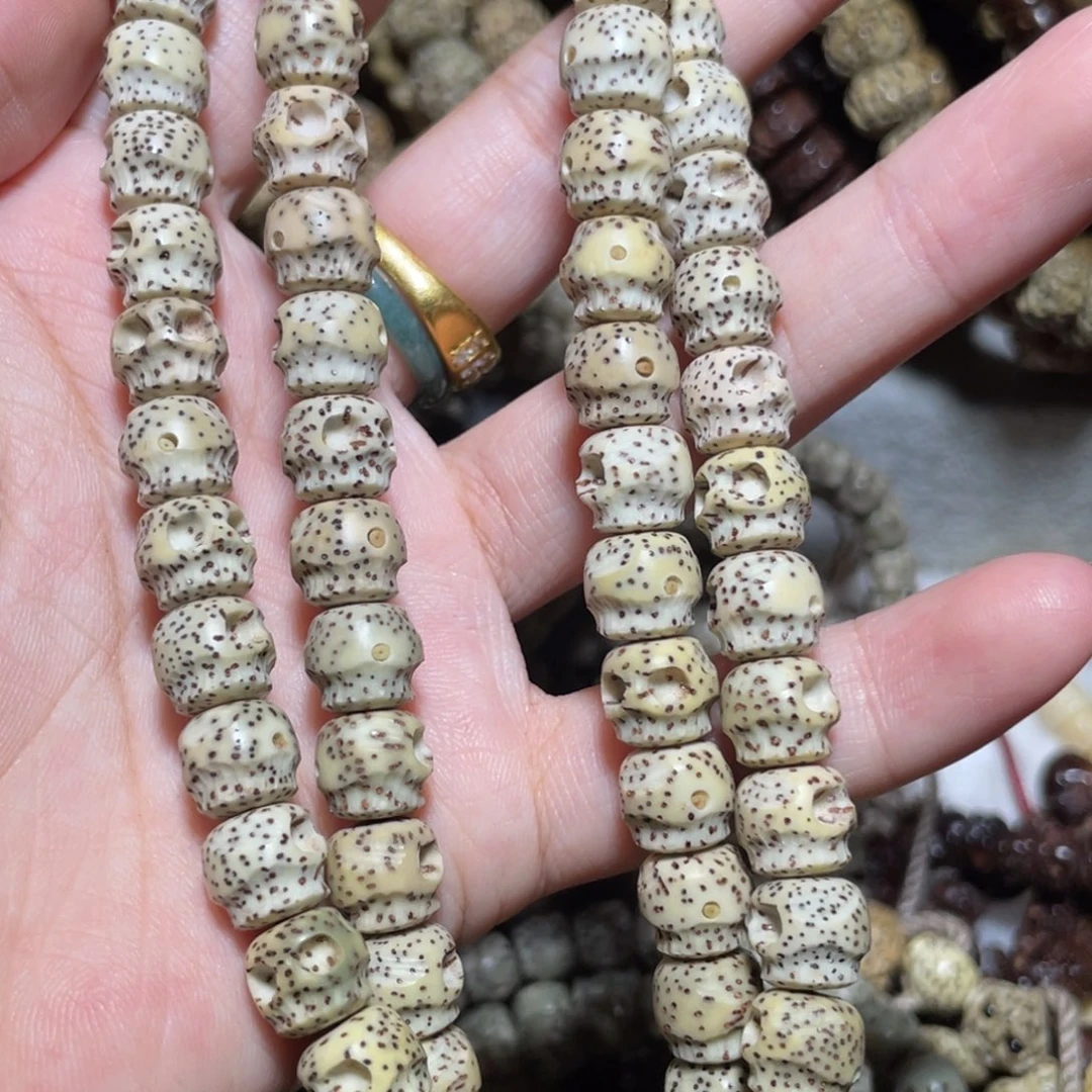 吊坠星月菩提炸！尸陀林骷髅36颗手持