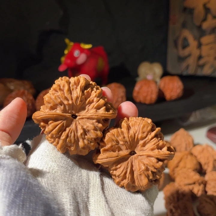 文玩核桃把件?*49 老官帽有黄，不面试