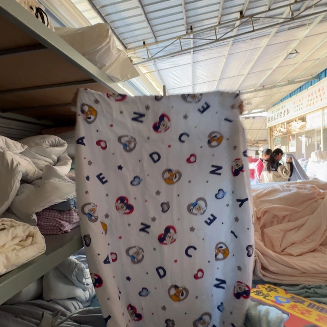 莱赛尔一米二豆豆空调被