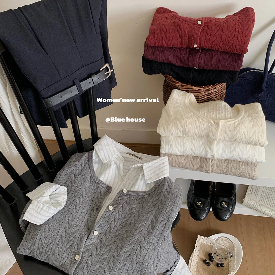 内外叠穿日系复古麻花圆领针织开衫女秋休闲洋气简约耐看外套上衣