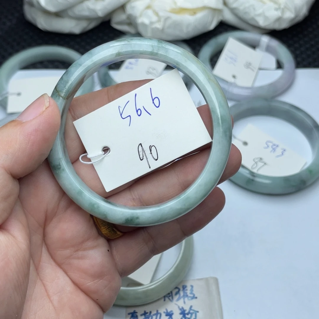 未镶嵌手镯翡翠翡翠手镯90