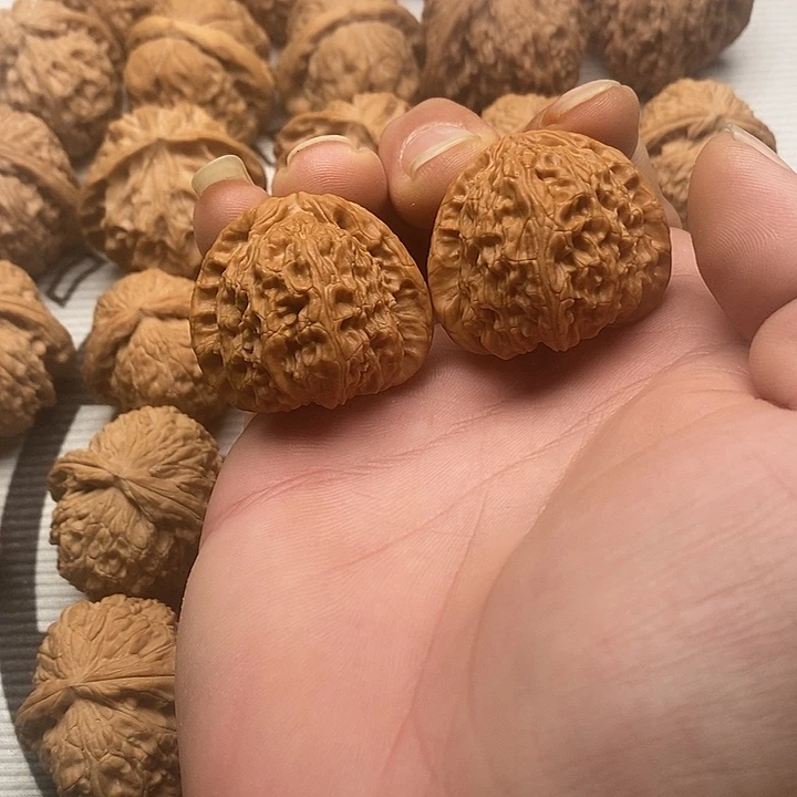 吊坠文玩核桃36全品三角白