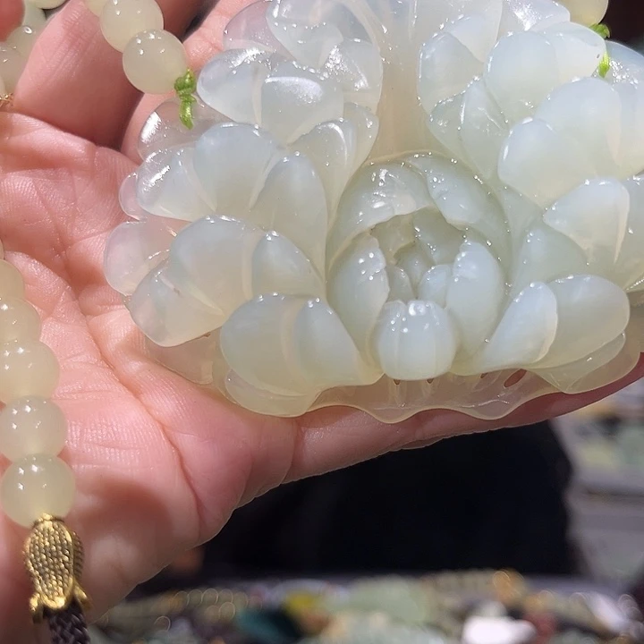 未镶嵌岫玉毛衣链