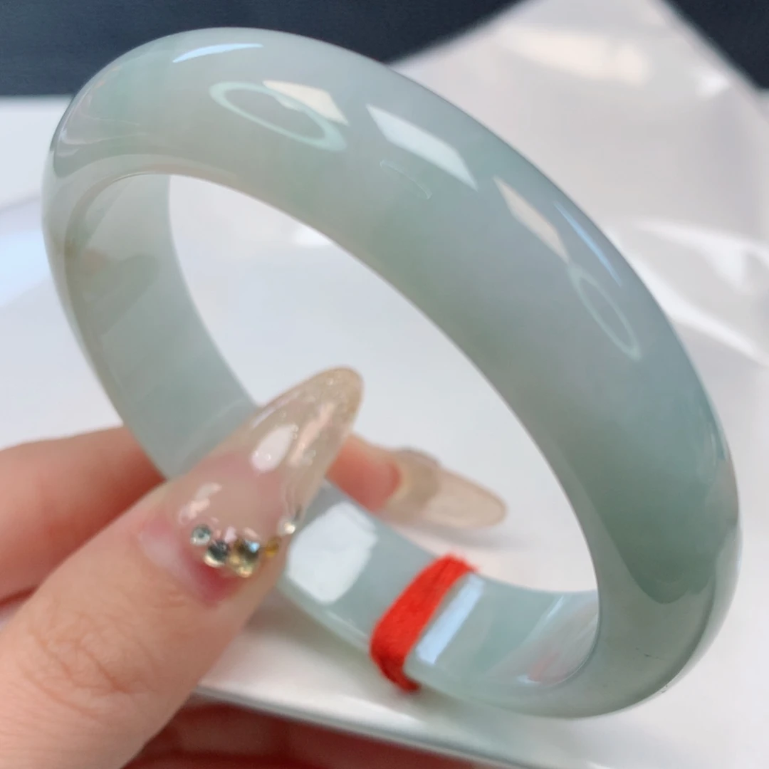 【闪购商品】翡翠手镯未镶嵌55+圈