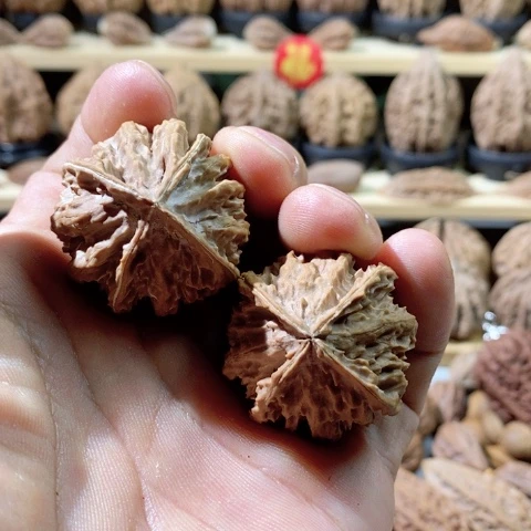 文玩核桃把件风***下四楞