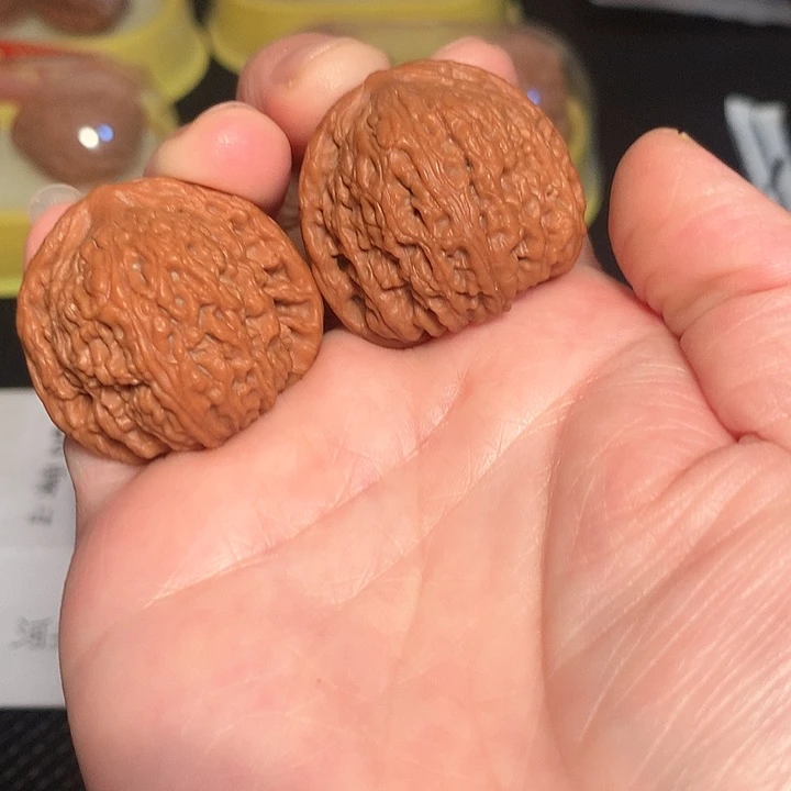 文玩核桃吊坠34尺红玛瑙