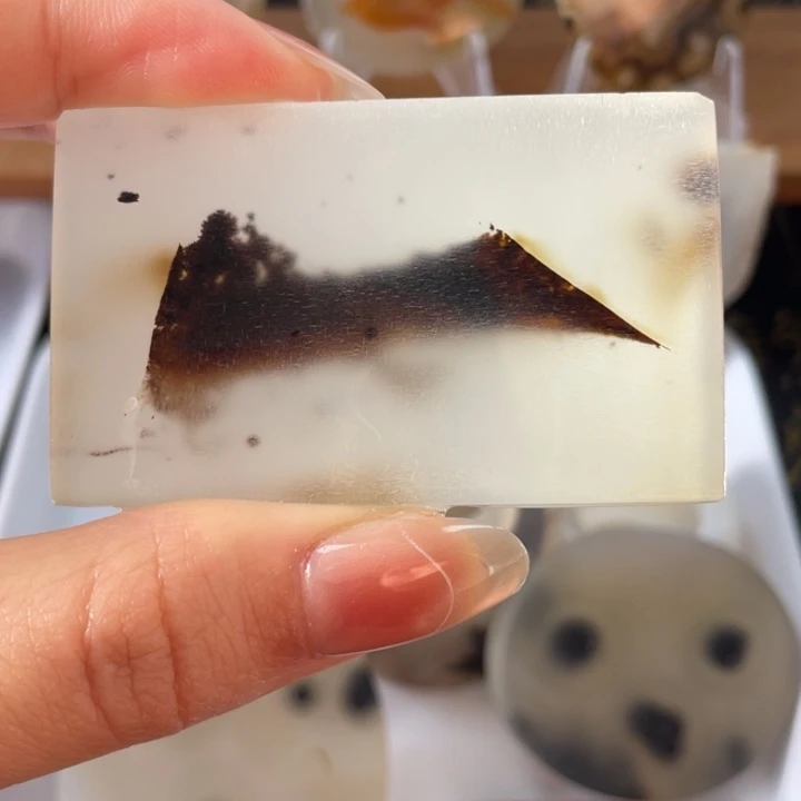 玛瑙/玉髓未镶嵌牌子