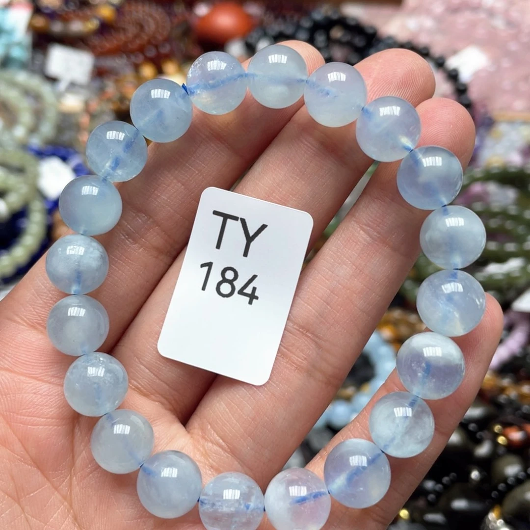 水晶多样性发一只未镶嵌