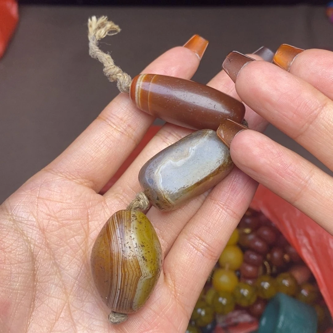 玛瑙/玉髓颈饰未镶嵌