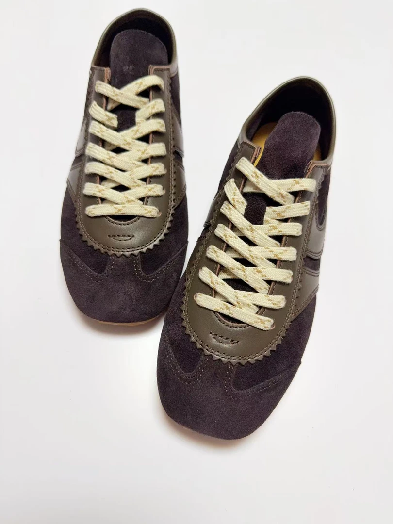 圆头平跟常规板鞋休闲板鞋步鞋潮鞋