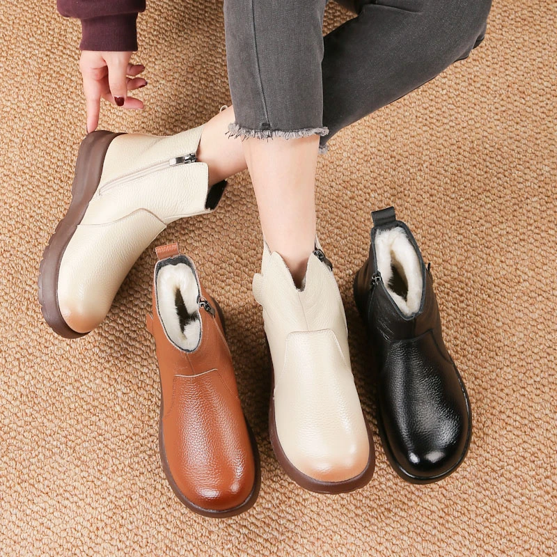 冬季头层牛皮软底妈妈鞋棉鞋厚底短靴舒适百搭马丁靴加绒雪地靴