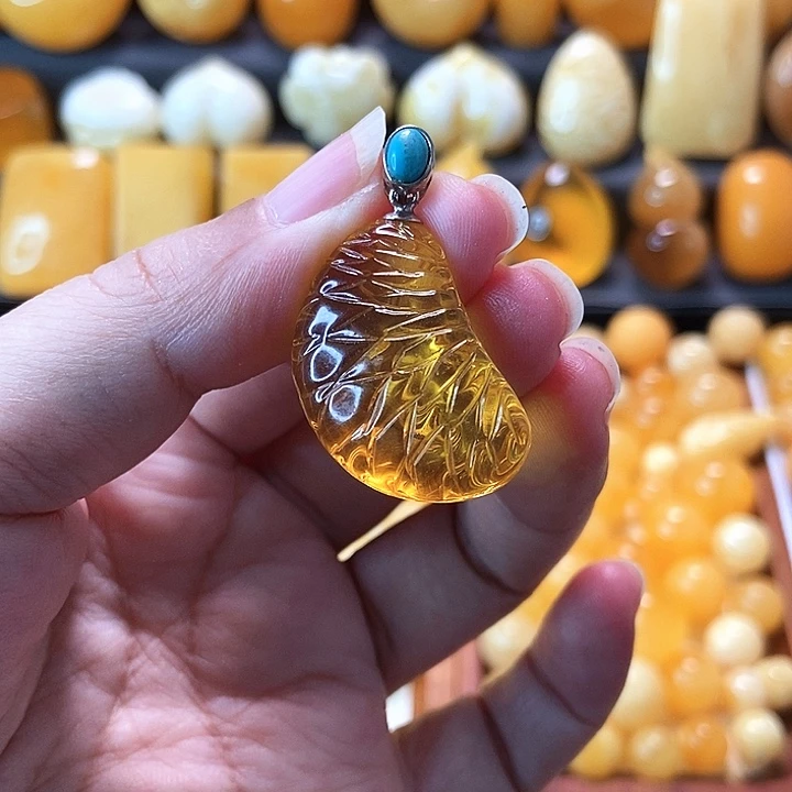 蜜蜡未镶嵌吊坠(不含链)
