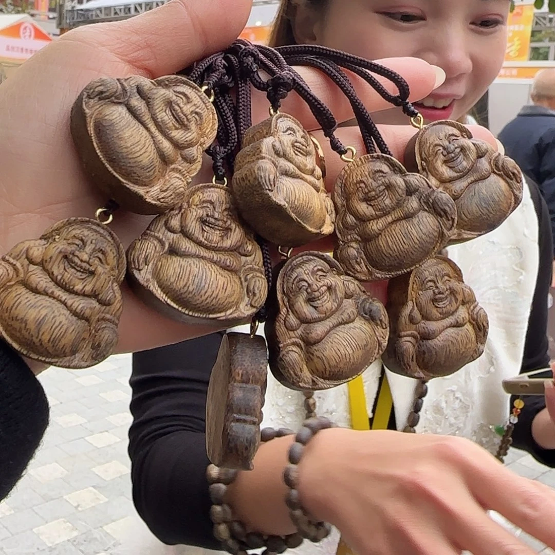 高***生沉香吊坠多样性发货1条佛牌