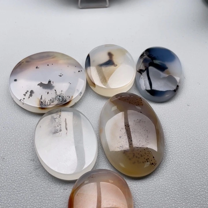 玛瑙/玉髓颈饰未镶嵌穿**空