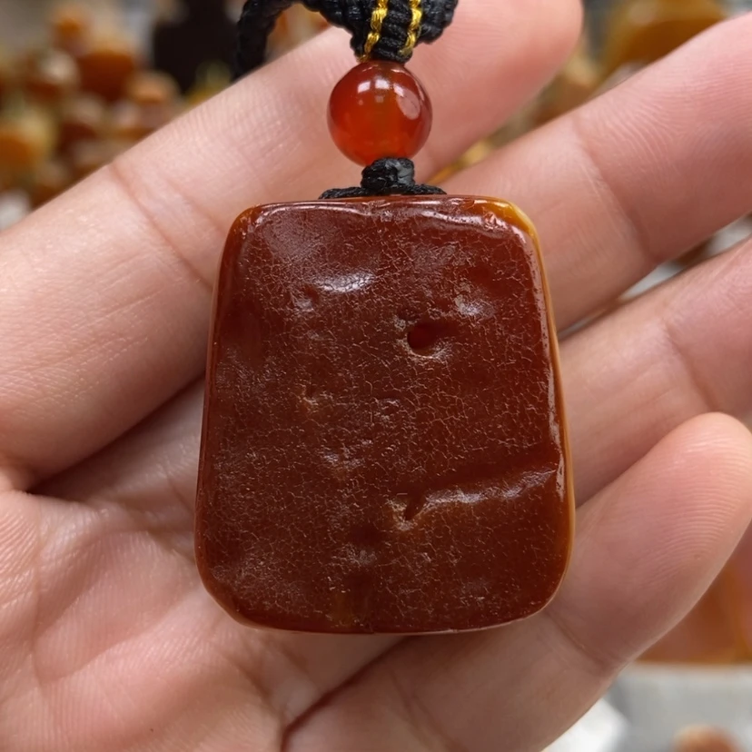 【闪购商品】琥珀颈饰未镶嵌