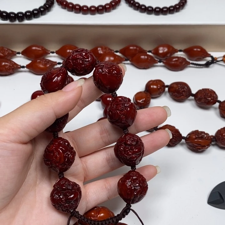 平***人橄榄核雕刻工艺的发展