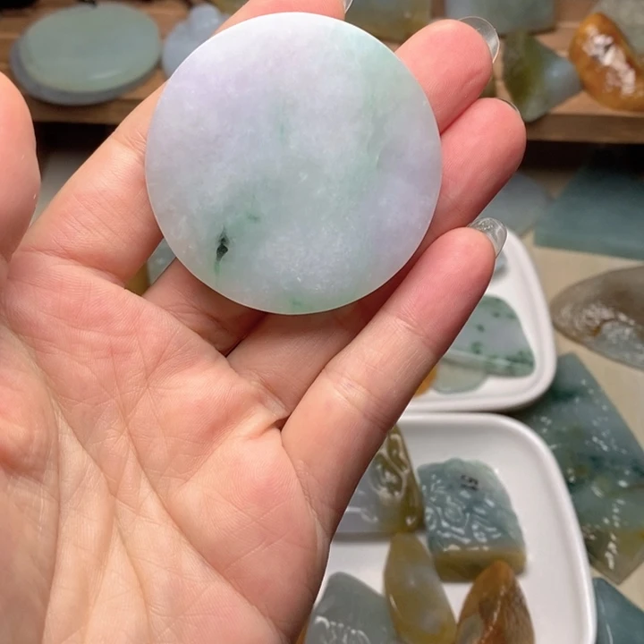 翡翠未镶嵌颈饰天然