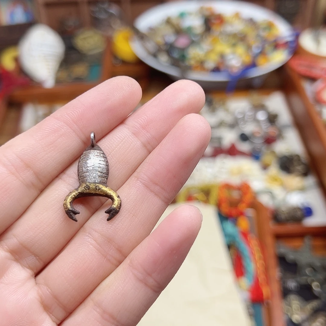 二***龙铜铁合金类藏地精美蝎子