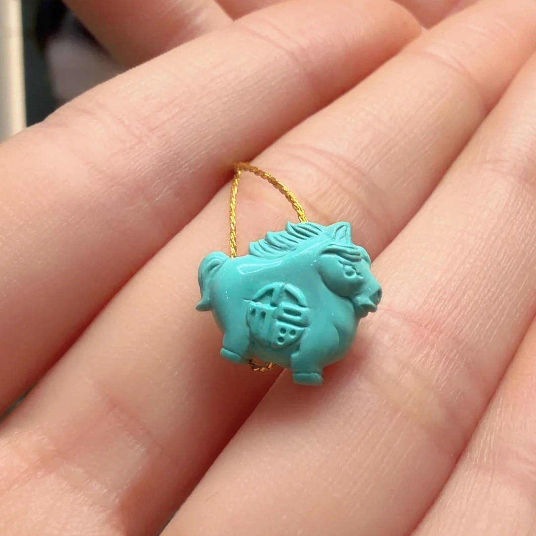 绿松石未镶嵌颈饰