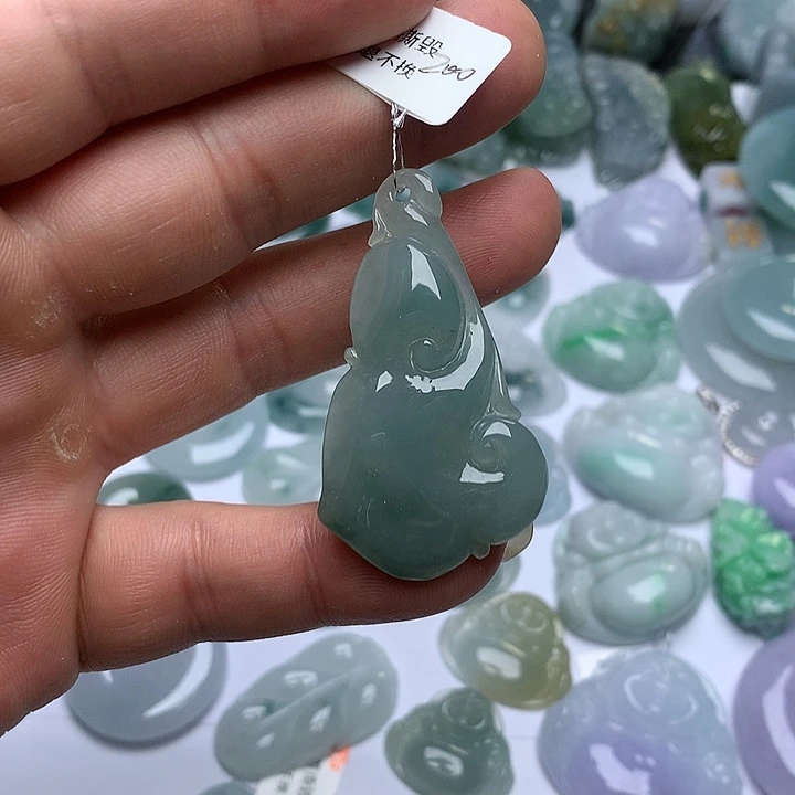 翡翠未镶嵌颈饰天然翡翠
