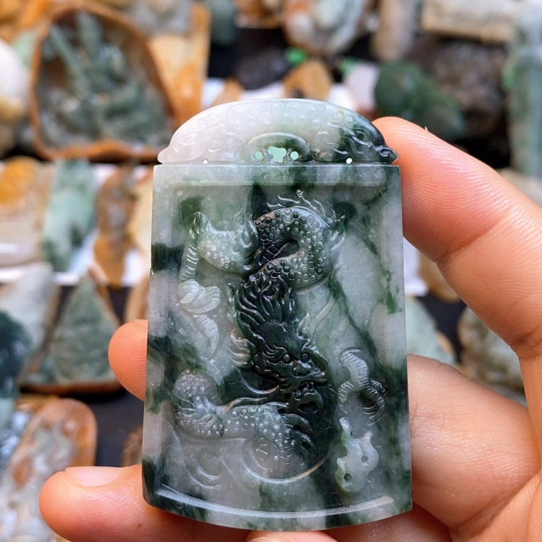 定制翡翠未镶嵌特色24