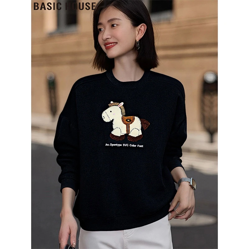 Basic House/百家好藏青色刺绣圆领卫衣时尚宽松套头上衣女2025冬