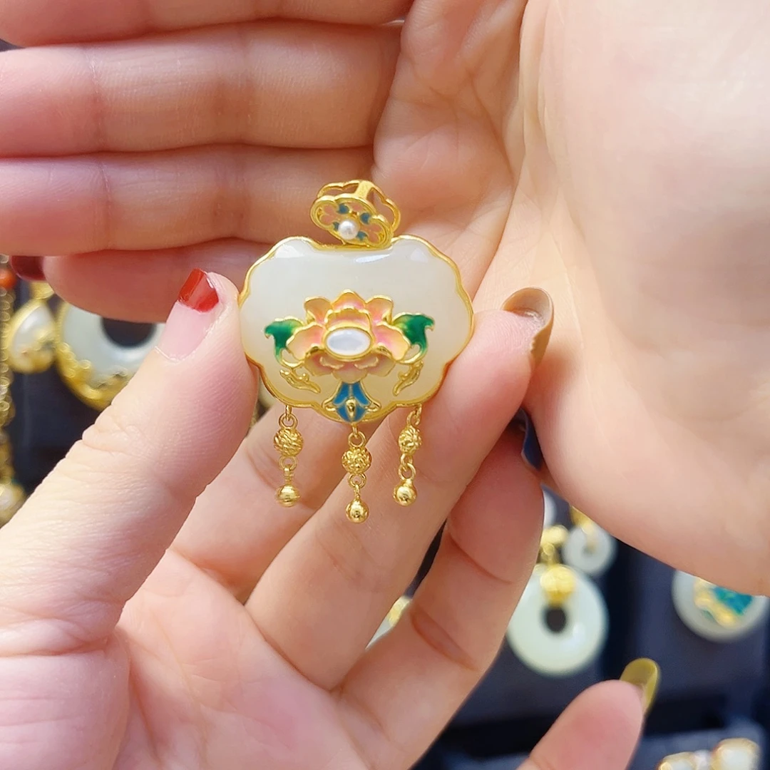 和田玉银S925镀金镶嵌颈饰