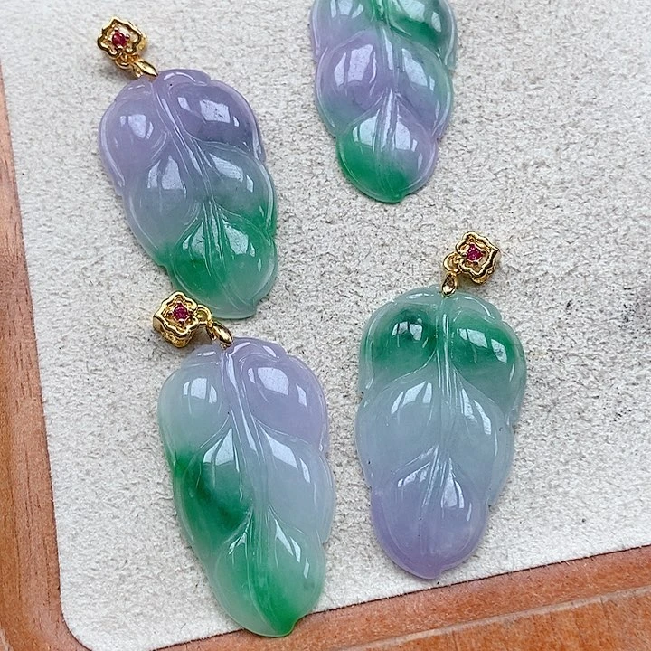 翡翠颈饰未镶嵌吊坠