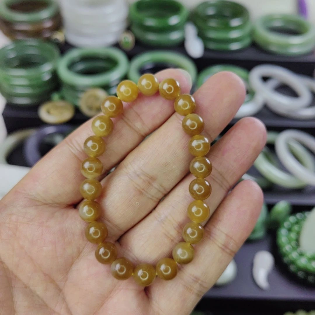 和田玉未镶嵌颈饰M****e