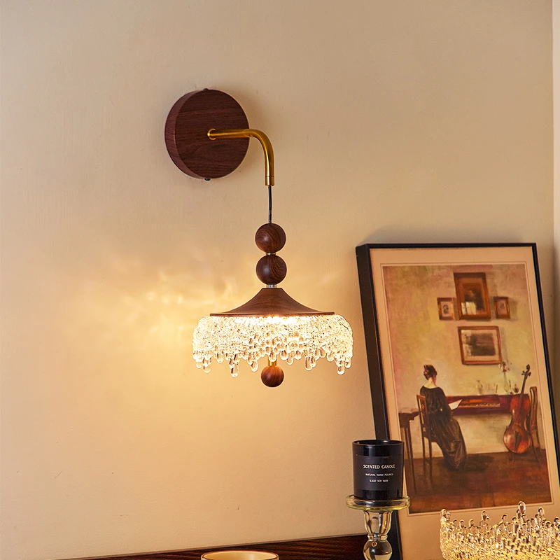 CASAGD中古胡桃木色水滴壁灯客厅背景墙法式复古卧室床头触摸灯具