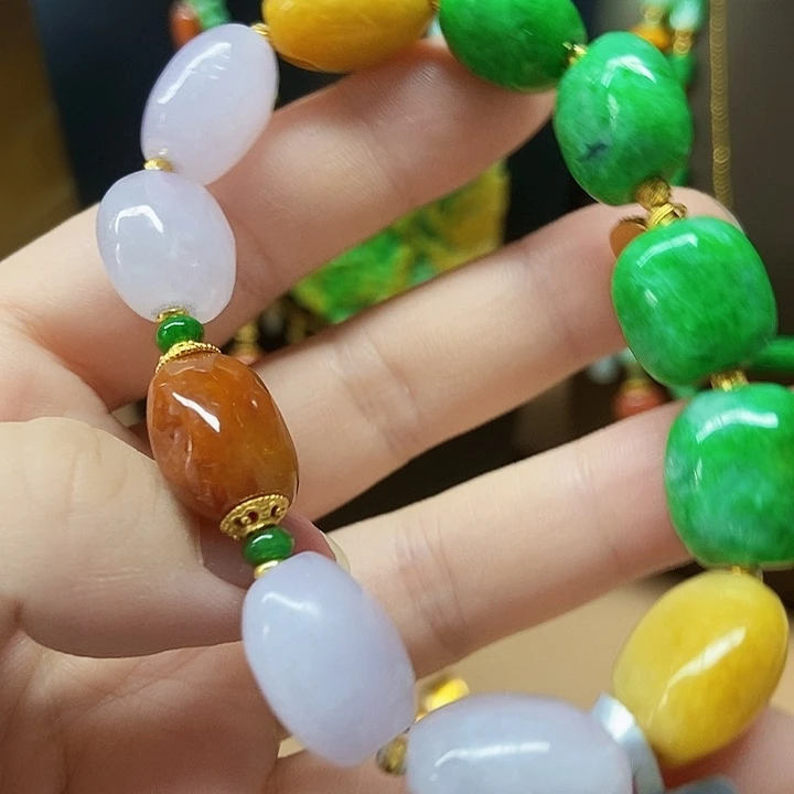 翡翠未镶嵌颈饰手串